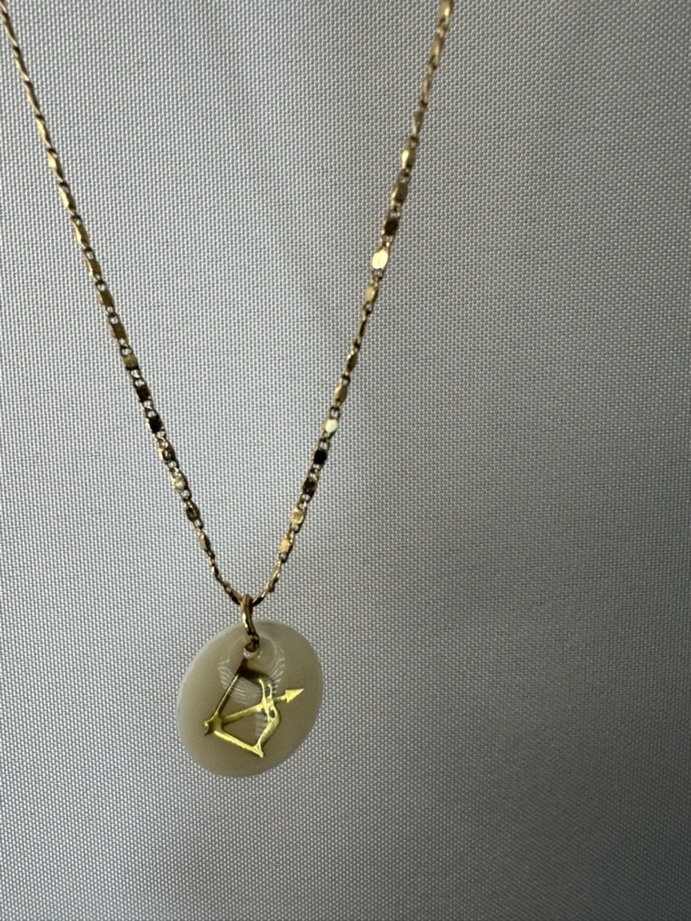 LC Lauren Conrad Women Gold Tone Star Pendant Necklace with Mother-of-Pearl Disc